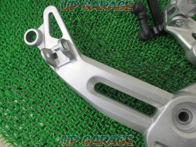 HONDA
Genuine step set
GROM(JC92)21’-04