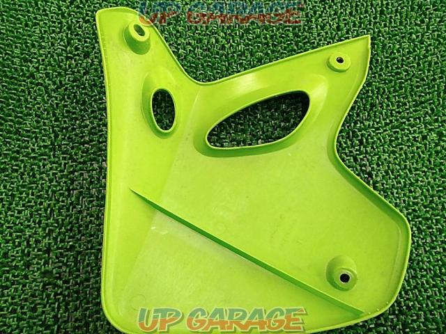 Kawasaki (Kawasaki)
Genuine fuel tank shroud
KSR110 (cab car)-03