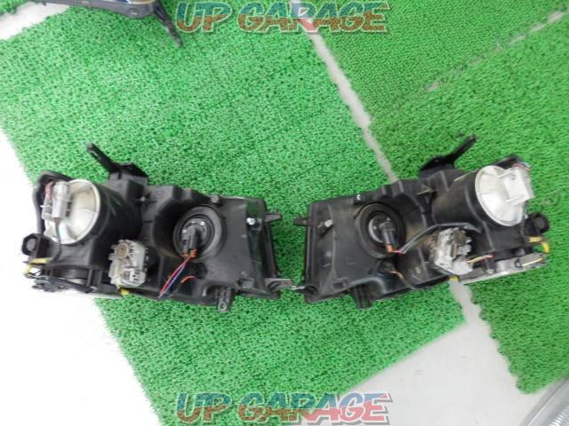 スズキ純正(SUZUKI) MH23S ワゴンRスティングレー純正ヘッドライト 左右セット-02