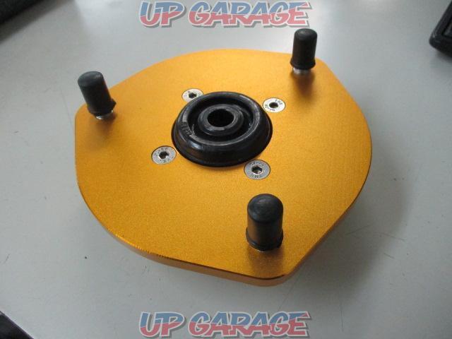 値下げしました Upgarage オリジナル車高調 Up Wt5 アッパーマウント Sr Um01 1個のみ 中古パーツ買取 販売の アップガレージ
