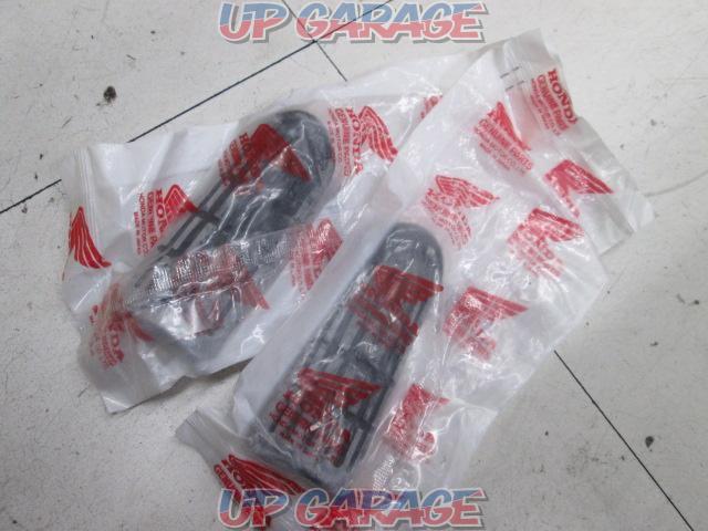 HONDA
Genuine
Bike
Parts
VF1000R
Step rubber
50661-MJ4-670-03
