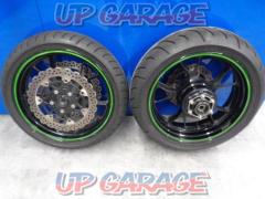 KAWASAKI (Kawasaki)
ZRX1200DAEG
Genuine front and rear wheel