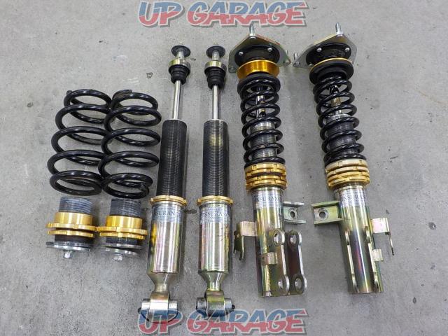 Insuranse プリウスa Zvw40 全長調整式 フルタップ車高調 減衰15段 中古パーツ買取 販売のアップガレージ