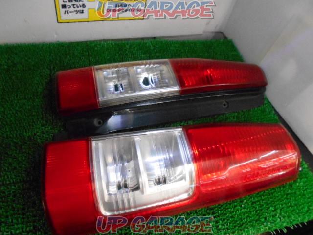 スズキ純正 Suzuki テールレンズ ワゴンr Mh21s 前期 中古パーツ買取 販売のアップガレージ