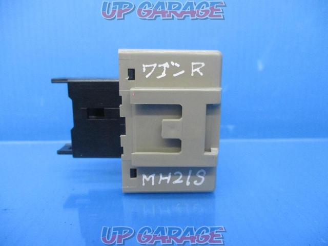 メーカー不明 ウインカーリレー Mh21s ワゴンr 中古パーツ買取 販売のアップガレージ