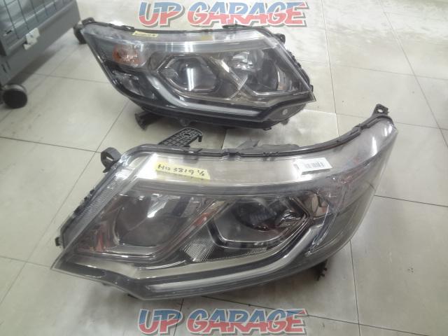 値下げしました 早い者勝ち ホンダ Rp3 ステップワゴン 純正ヘッドライト 左右セット 中古パーツ買取 販売のアップガレージ