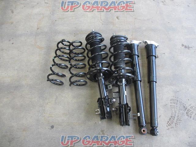 Mazda Cx 5 Genuine Suspension Kit Kf2p 4wd 中古パーツ買取 販売のアップガレージ