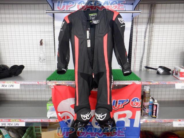 Berik ベリック 2 0 レーシングスーツ 中古パーツ買取 販売のアップガレージ