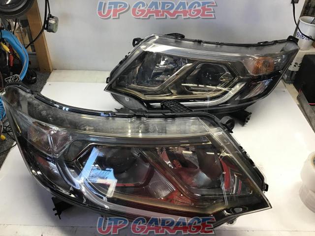 確認 ホンダ純正 Honda ステップワゴンスパーダ Rp3 純正 不明 ヘッドライト 左右セット 中古パーツ買取 販売のアップガレージ