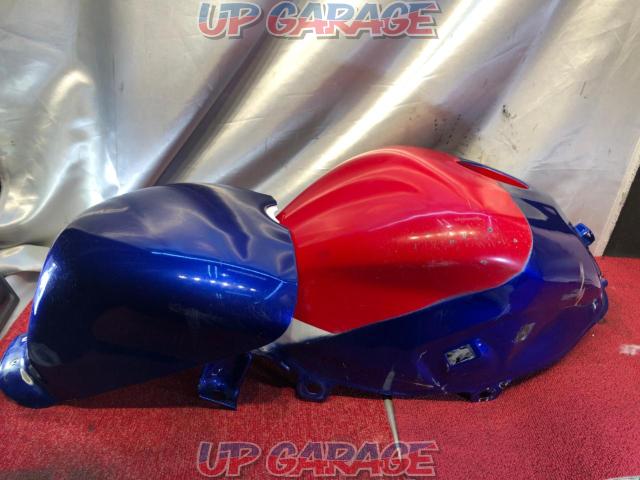 Cbr250r Mc41後期 純正 自家塗装 タンク メーカー不明 Frpタンクカバー 中古パーツ買取 販売のアップガレージ