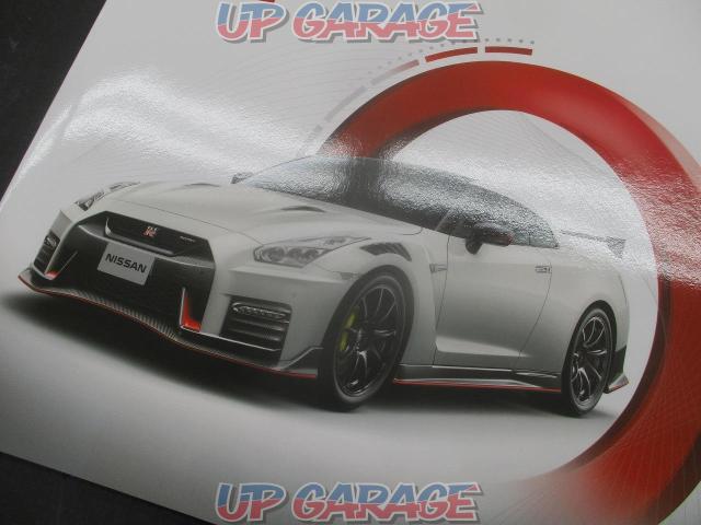 日産純正 Nissan R35 Gt R Nismo Ver カタログ 中古パーツ買取 販売のアップガレージ