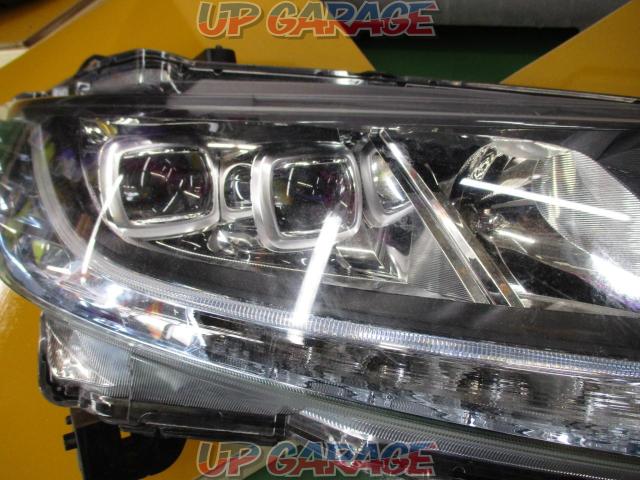 オデッセイ Rc1 Rc2 純正ヘッドライト 右側 中古パーツ買取 販売のアップガレージ