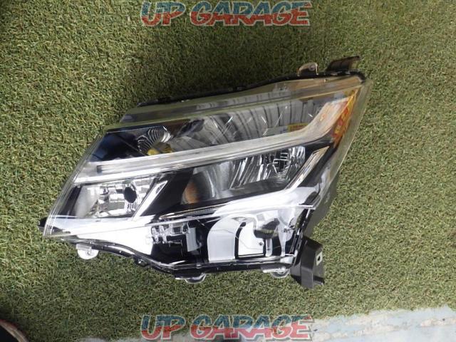 Lhのみ トヨタ純正 Toyota タンク M900系 純正ledヘッドライト 中古パーツ買取 販売のアップガレージ