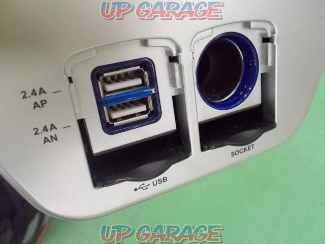 メーカー不明 30 アルファード シガーソケット Usb 増設キット 中古パーツ買取 販売のアップガレージ
