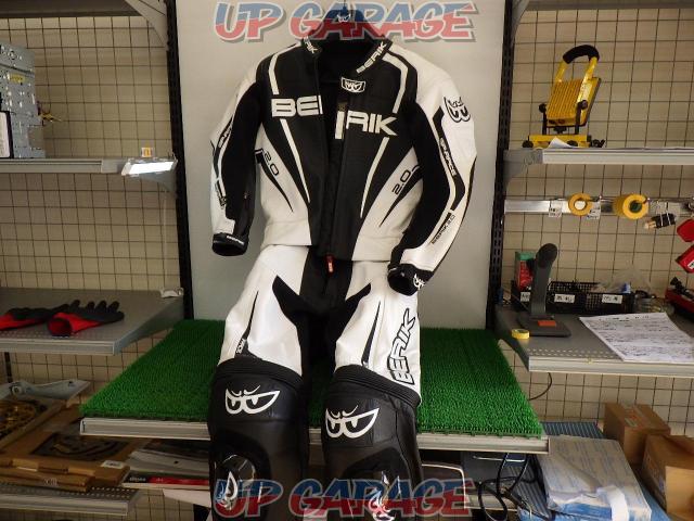 Berik 2 0 Gp Race セパレートレーシングスーツ 中古パーツ買取 販売のアップガレージ