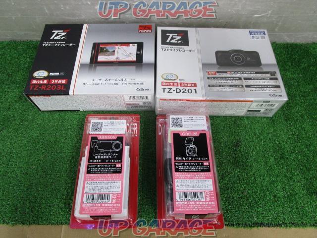☆値下げしました!!☆CELLSTAR TZドライブレコーダー&セーフティ 