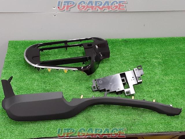 トヨタ純正(TOYOTA) アクア(NHP10)純正 9インチナビ用オーディオパネル 