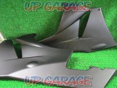 SUZUKI (Suzuki)
Genuine
Side cowl
GSX-R125 (year unknown) removed