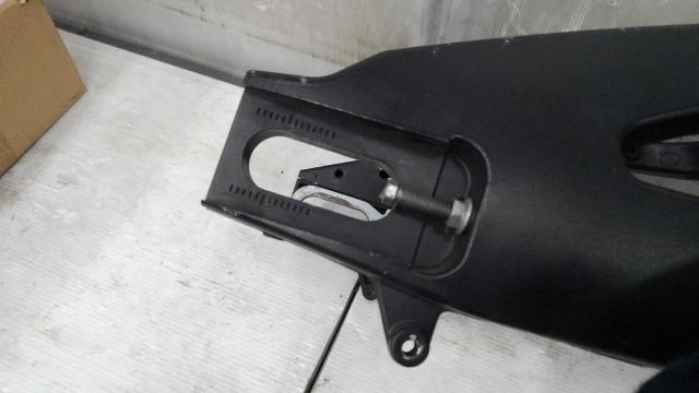 SUZUKI
Genuine swing arm
GSX-R1000 (K7-K8)-05