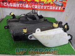 Riders YAMAHA YZF-R1
Genuine radiator
With thermostat