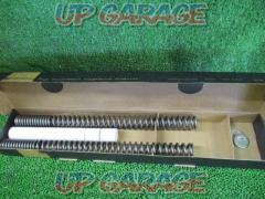 Progressive (progressive)
Front fork spring