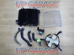 Unknown Manufacturer
Big round radiator KIT
Vmax1200 ('85-'07)