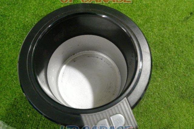 Unknown Manufacturer
Insulated drink holder-04