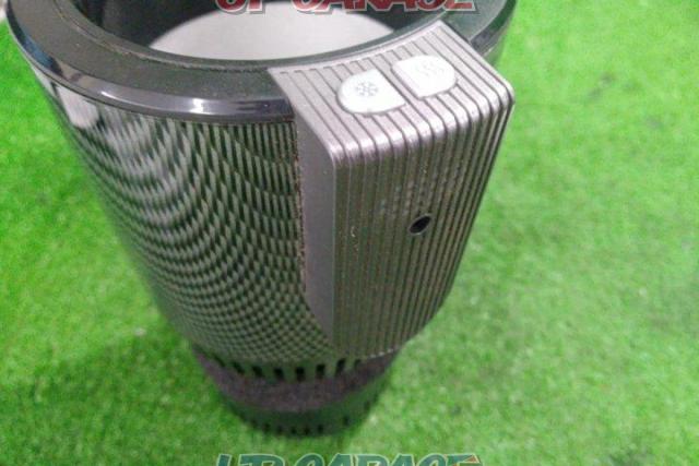 Unknown Manufacturer
Insulated drink holder-09