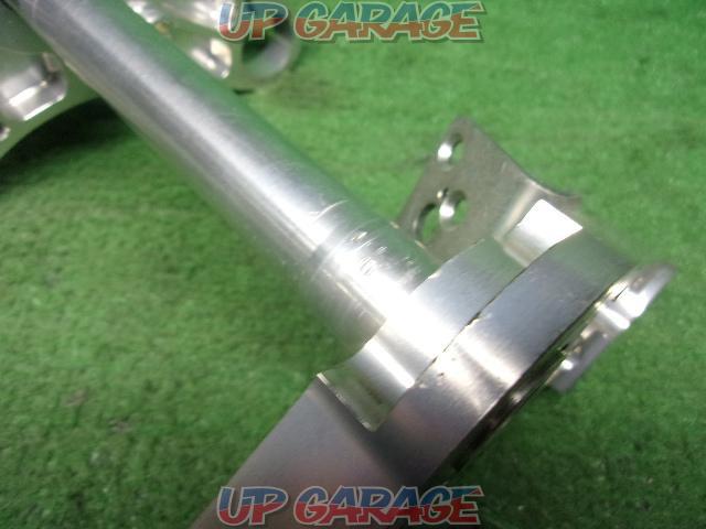 G-CRAFT
30Φ fork stem kit
Type 2-04