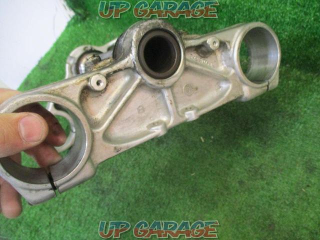 DUCATI
ST4S (removed from unknown model year: customer declaration)
DUCATI genuine
Top Bridge: 341.1.020.1A/Stem: 342.3.014.1A Stamped-04