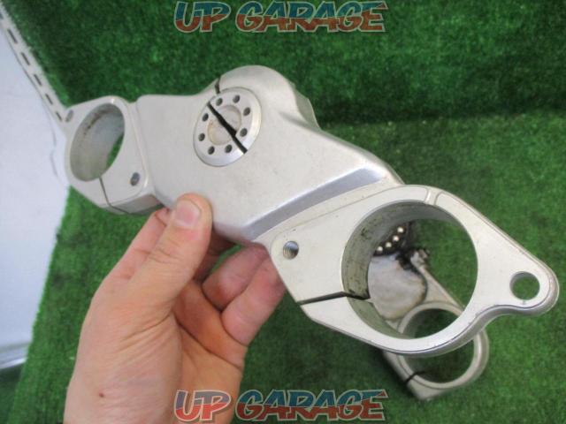 DUCATI
ST4S (removed from unknown model year: customer declaration)
DUCATI genuine
Top Bridge: 341.1.020.1A/Stem: 342.3.014.1A Stamped-05