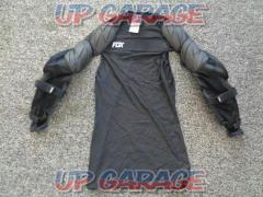 FOX(フォックス) AIRFRAME PRO JACKET ELBOW PROTECTOR S/M