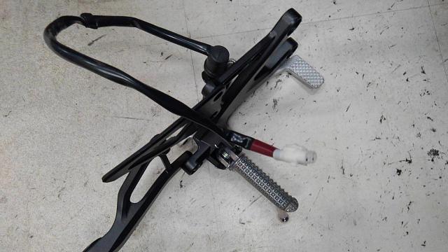 YAMAHA (Yamaha)
Genuine step
YZF-R1 ('15 -'18)-04