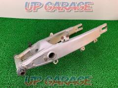 YAMAHA
Genuine swing arm
TT 250 R (yearly unknown)