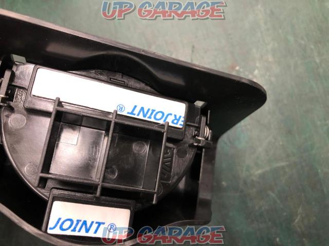 YAC
[SY-RRI]
Rise Rocky
Center console drink holder
1 cars
#unused-05
