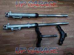 KAWASAKI (Kawasaki)
KZ1000MKII genuine front fork
+
Top bridge