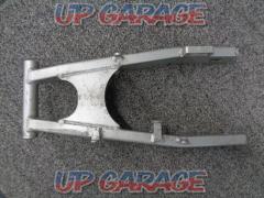 KAWASAKI (Kawasaki)
Barrios
Swing arm