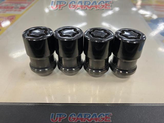 McGARD (Mac guard)
Wheel lock
black
M12 × P1.5-03