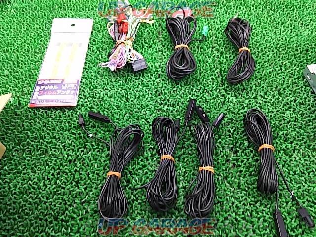 【新品フィルムアンテナ付き♪】carrozzeria(カロッツェリア) AVIC-RZ77-04