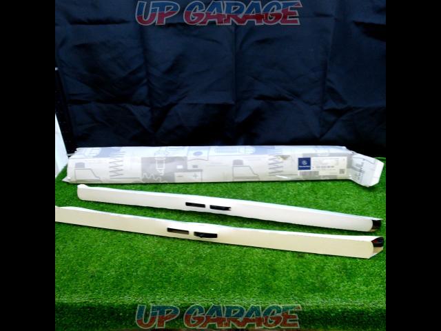 Mercedes-Benz genuine
Windshield wiper blade-03
