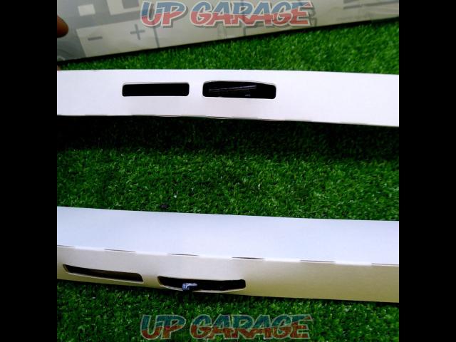 Mercedes-Benz genuine
Windshield wiper blade-05