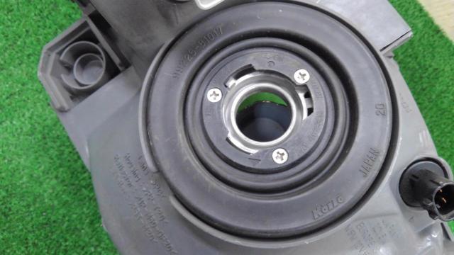 トヨタ アルテッツァ前期純正ヘッドライト ※助手席側のみ-07
