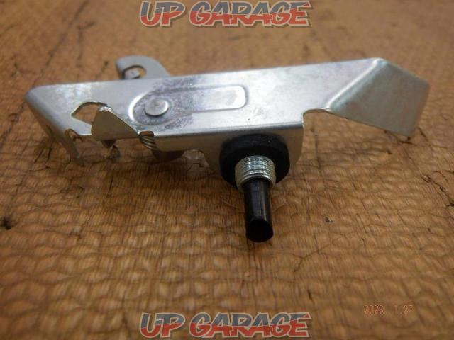 ダイハツ純正(DAIHATSU) 給油口ロック/LOCK SUB-ASSY.FUEL-02