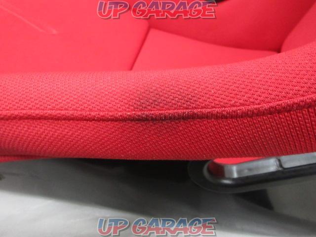 Unknown Manufacturer
Full bucket seat
(W01430)-07