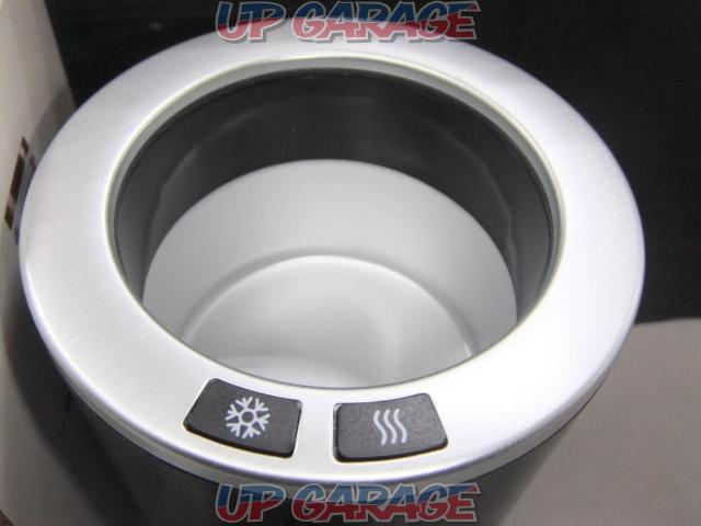 SANWA
200-CAR 047 BK
Drink cooler & warmer-02