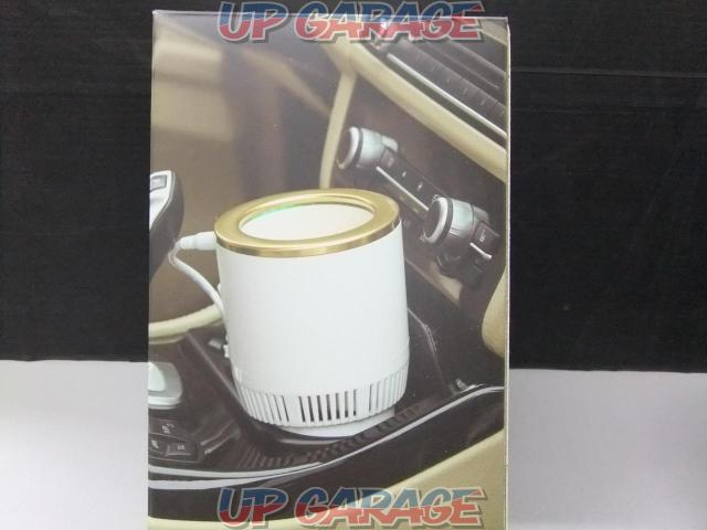 SANWA
200-CAR 047 BK
Drink cooler & warmer-08