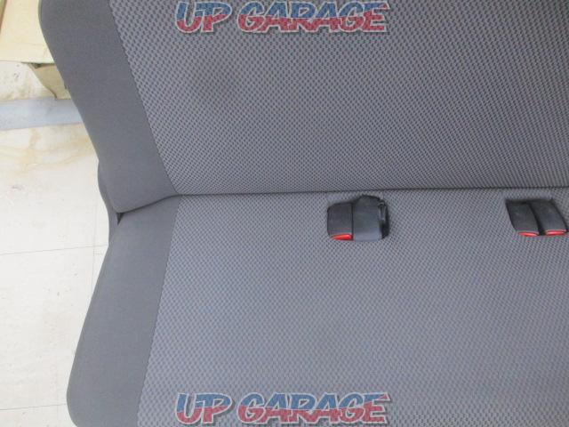日産純正(NISSAN)  2列目シート 【NV350 キャラバン/E26】-02