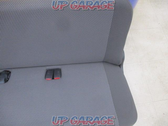 日産純正(NISSAN)  2列目シート 【NV350 キャラバン/E26】-03