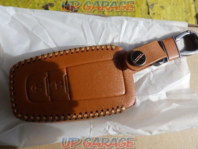 Fleur
for remote control key
Leather cover-02