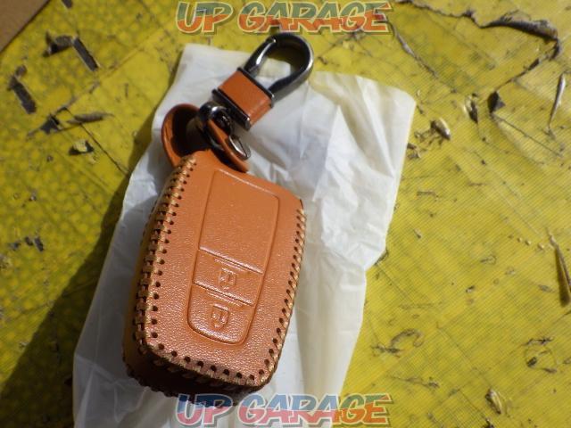 Fleur
for remote control key
Leather cover-05